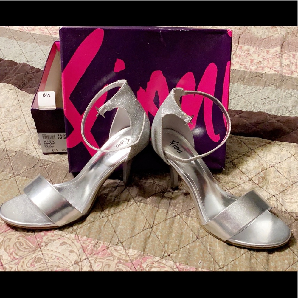 Women’s high heels